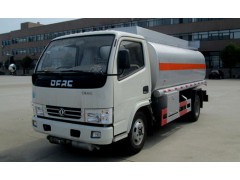 灑精罐車、灑精運(yùn)輸車甲醇乙醇運(yùn)輸車二甲苯甲醛運(yùn)輸車